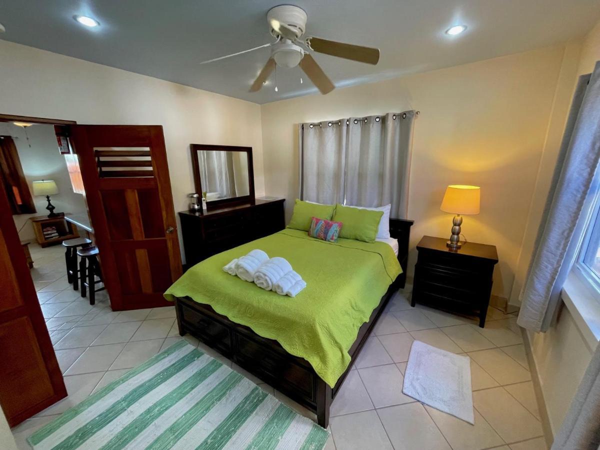 קיי קולקר Pura Vida Inn מראה חיצוני תמונה